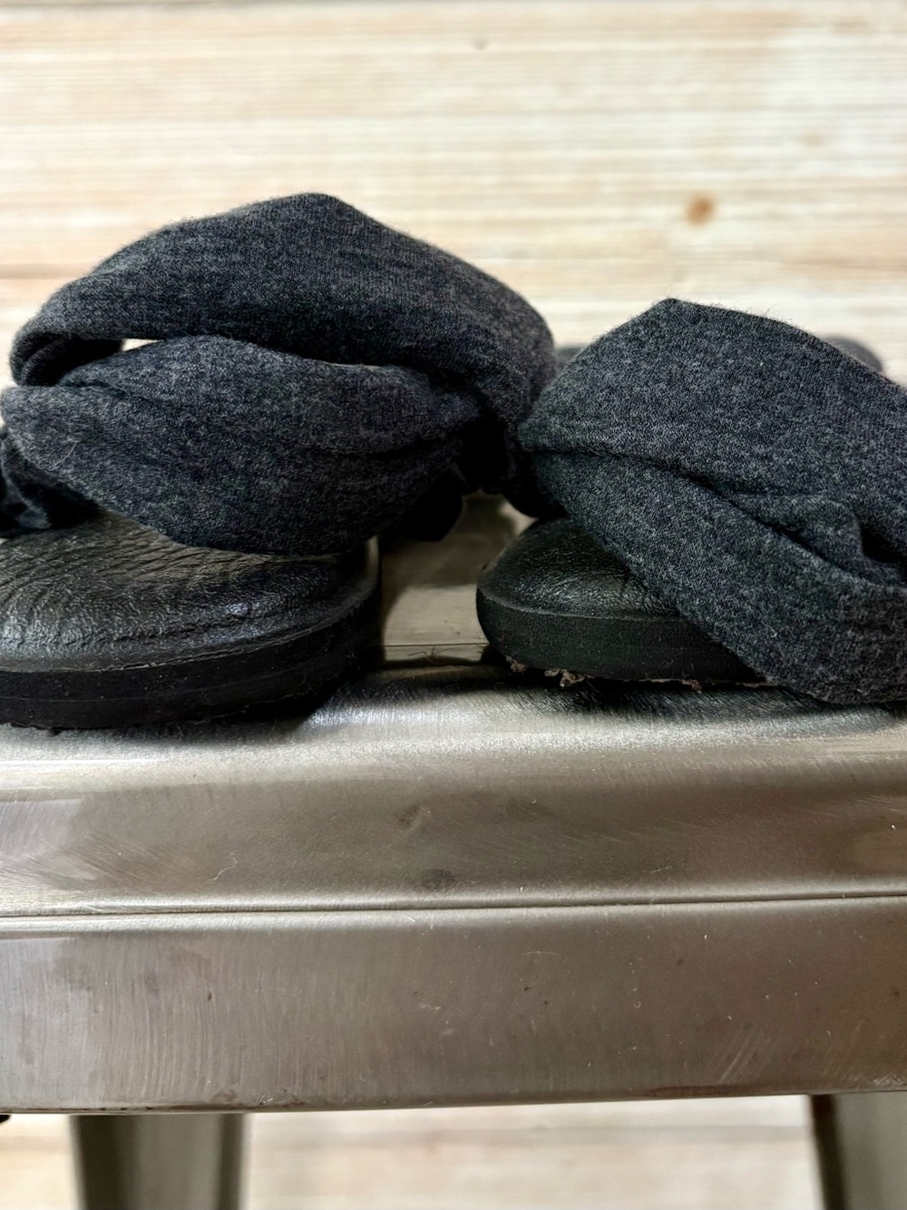 Sanuk Grey Fabric Strap Slide Sandals - Picture 3 of 4